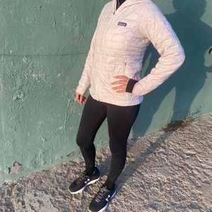 Patagonia Women’s Nano Puff Jacket, size Small. Light Pink color.